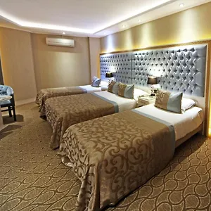 4* Hotel The Parma Downtown