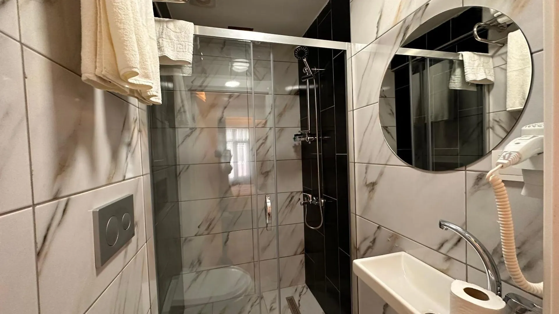Harran Hotel Istanbul Turkey